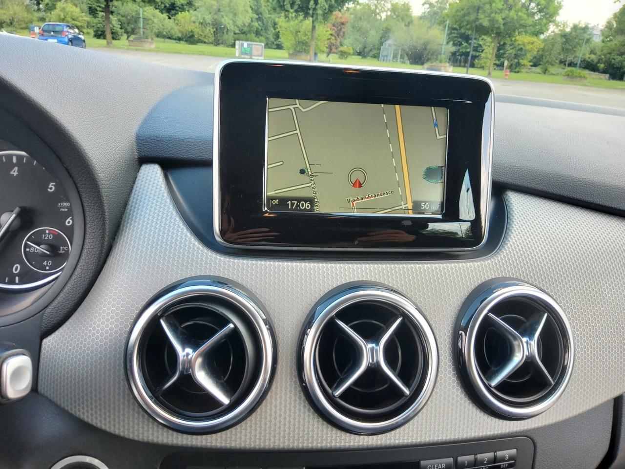 Mercedes-benz B 200 CDI Premium