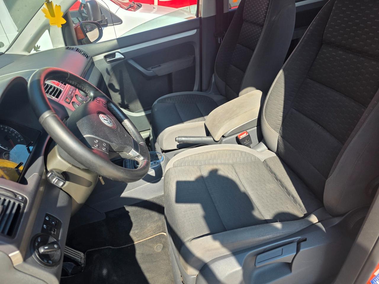 Volkswagen Touran 1.4 cc 150CV Automatico dsg