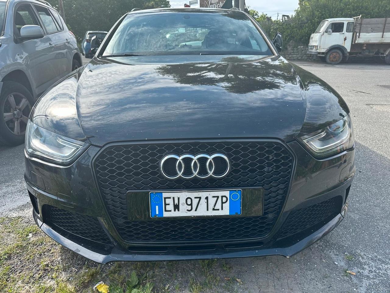 Audi A4 RS 4 Avant 4.2 V8 FSI quattro S tronic