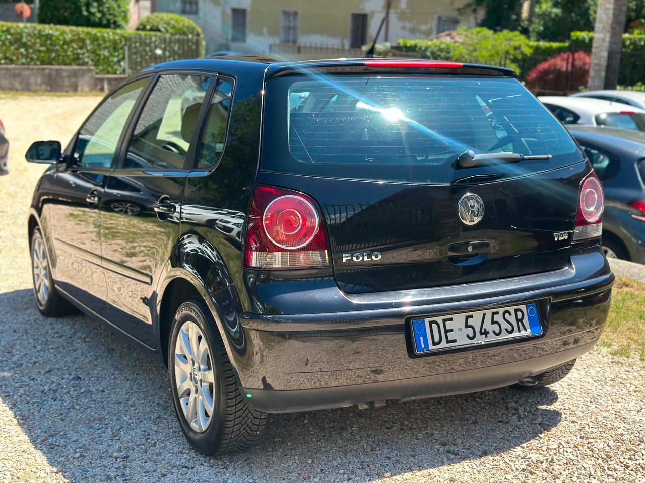 Volkswagen POLO 1.4/80CV TDI 5P SPORTLINE NEOPAT
