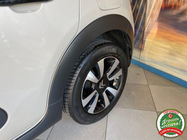 CITROEN C3 PureTech 83cv SHINE *NAVI