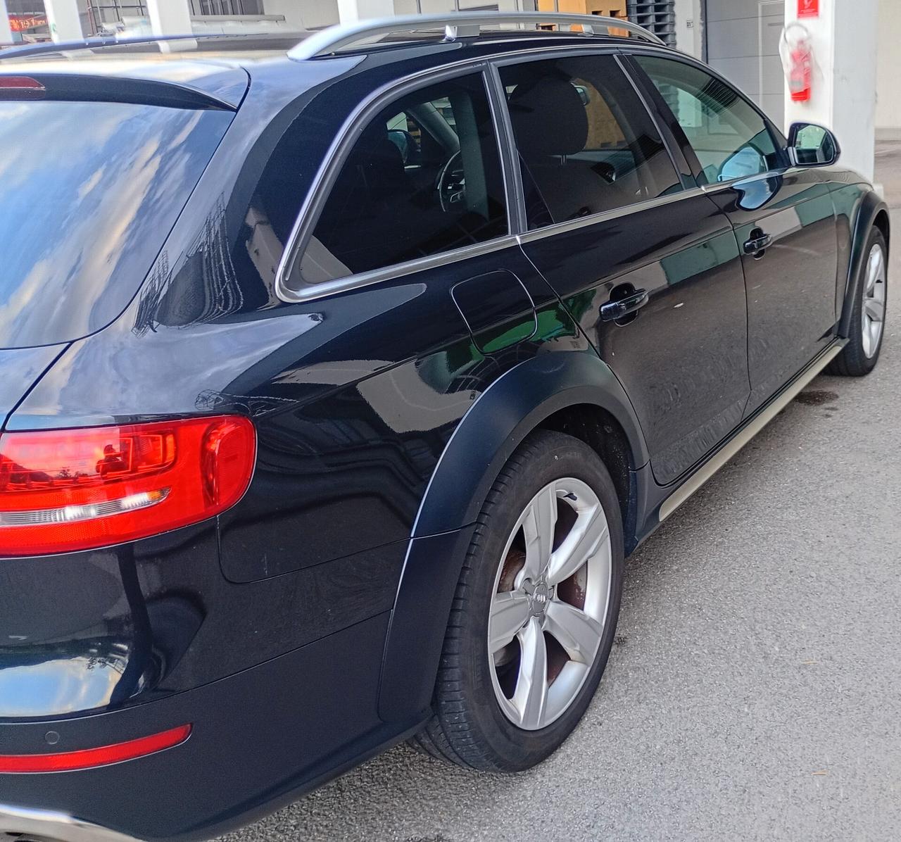 Audi A4 allroad 2.0 TFSI S tr. Advanced