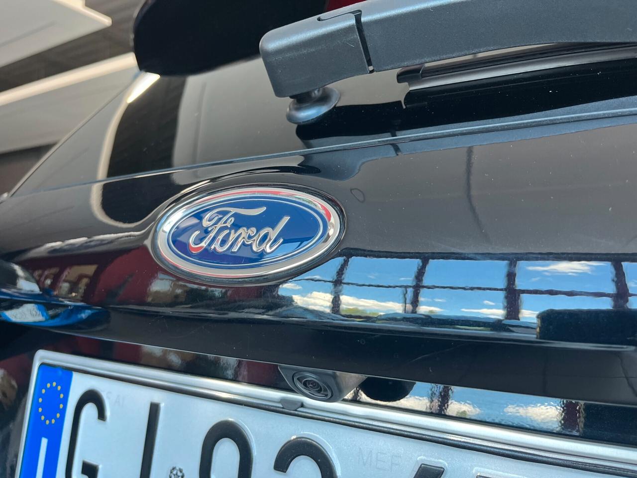 Ford Fiesta 1.0 Ecoboost Hybrid 125 CV 5 porte ST-Line