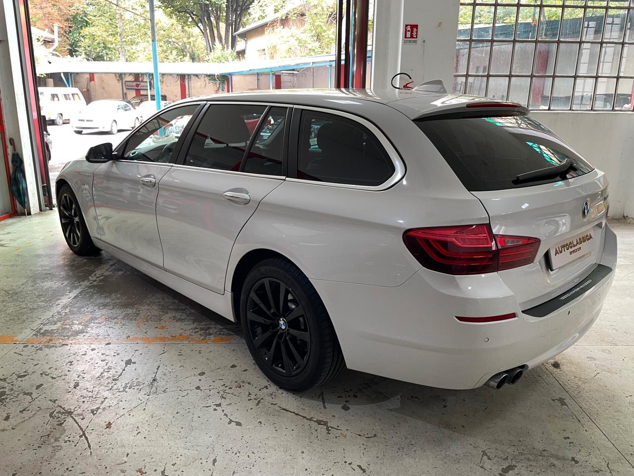 Bmw 520 520d xDrive Touring Luxury