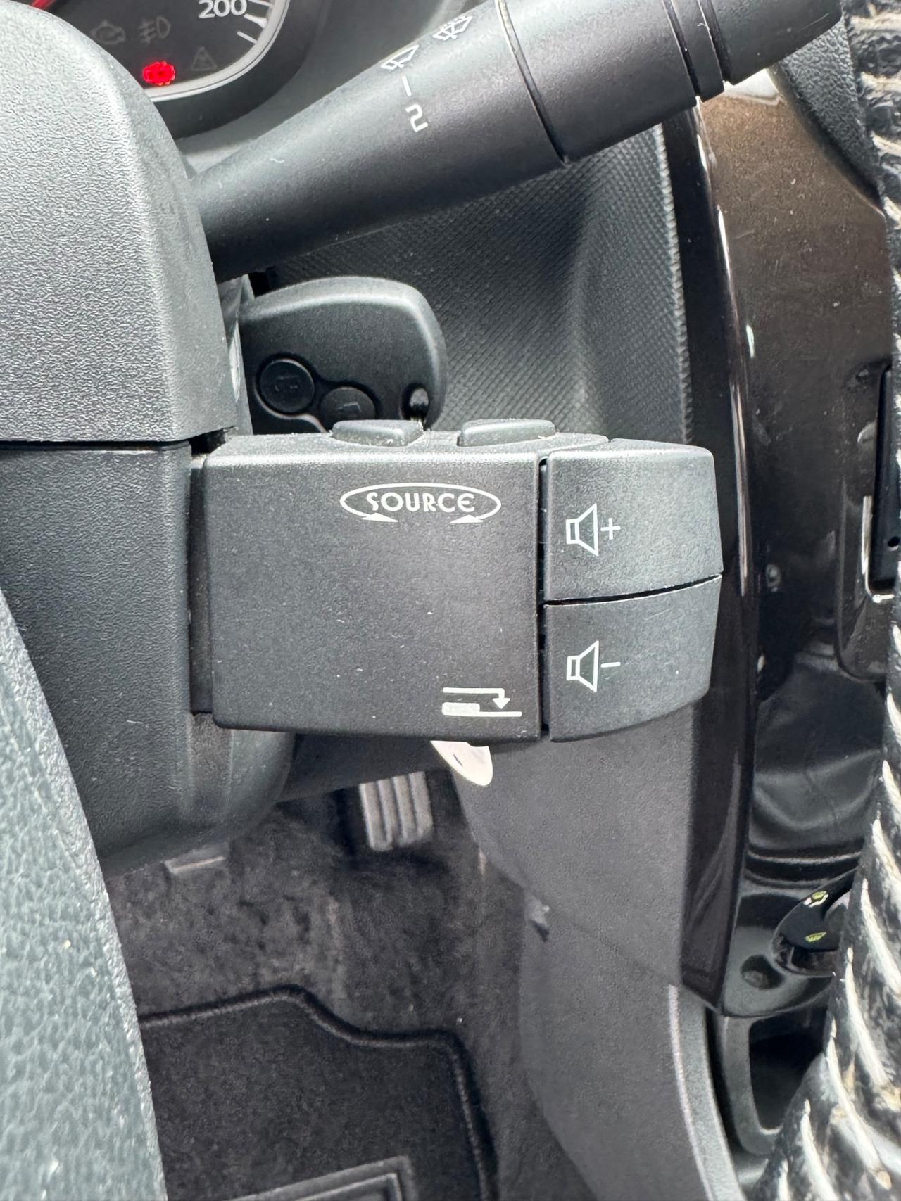 Dacia Duster 1.5 dCi POCHI KM/BLOCK SISTEM