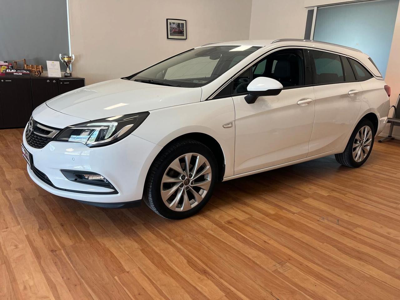 Opel Astra 1.4 Turbo 110CV EcoM Sports Tourer Dynamic