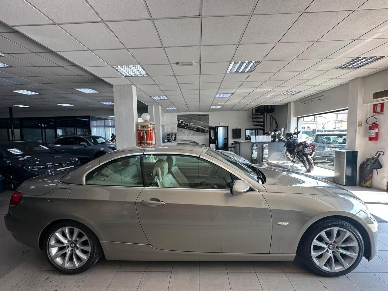 Bmw 330d cat Cabrio Futura FULL OPT. UNICOPROPRIETARIO SUBITO DISPONIBILE