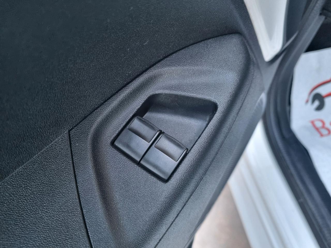 Citroen C1 VTi 68 ETG 5 porte Shine