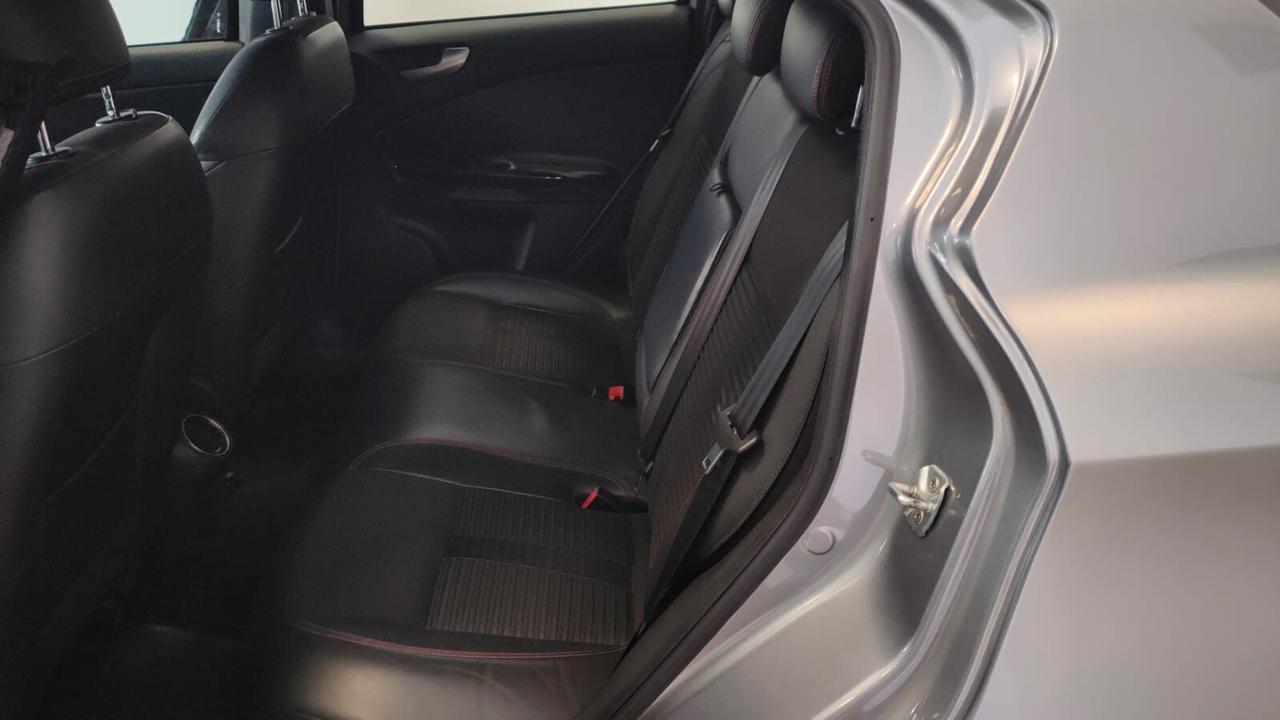 Alfa Romeo Giulietta 2.0 JTDm-2 140 CV Distinctive