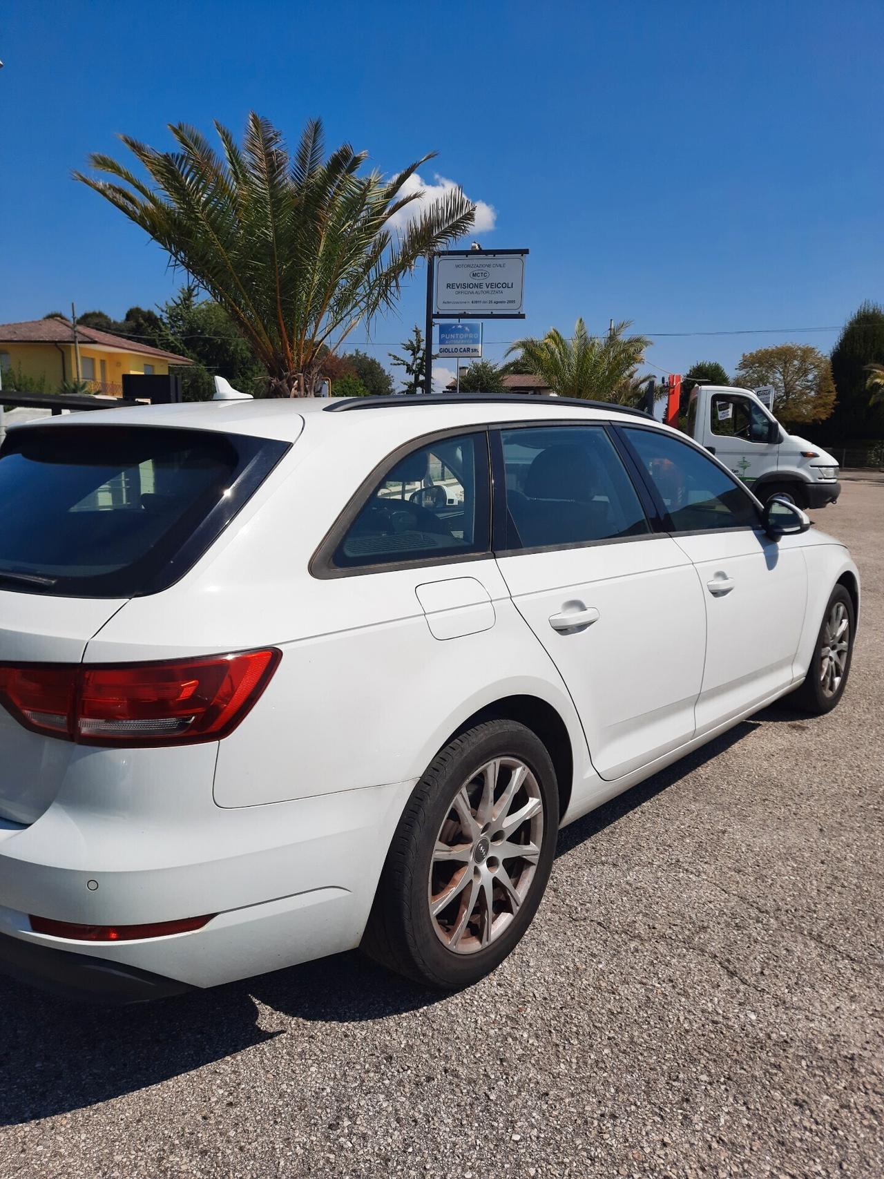 Audi A4 2.0 TDI 150 CV ultra S tronic