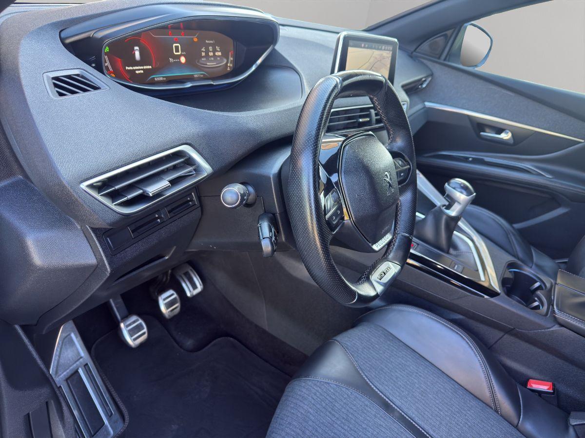 PEUGEOT - 3008 - 1.5 BlueHDi 130 S&S GT Line