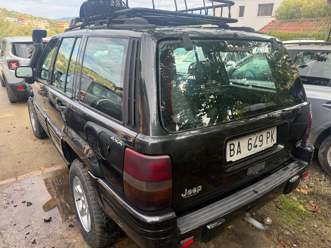 Jeep Grand Cherokee 5.9 4WD V8 PERFETTA