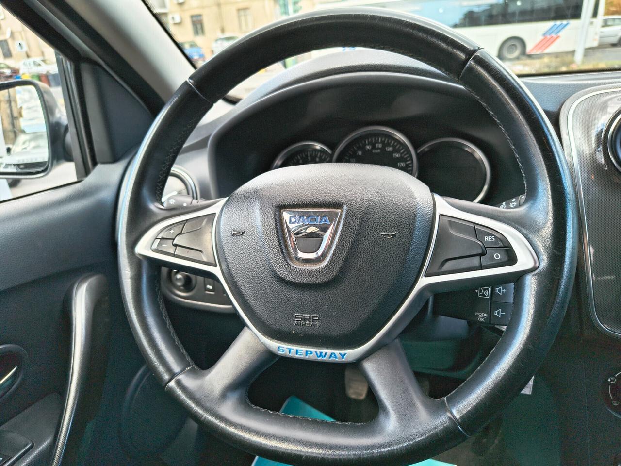 DACIA SANDERO STEPWAY GPL UNICOPROPRIETARIO 2017