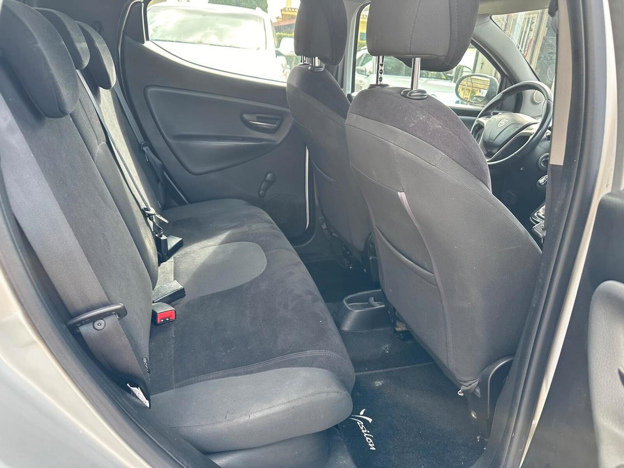 Lancia Ypsilon 1.3 MJT