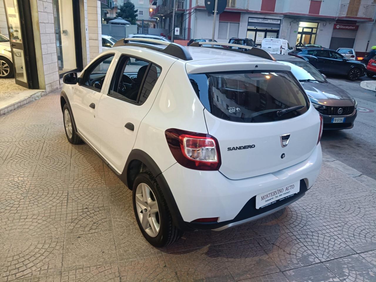 Dacia Sandero Stepway 1.5 dCi 90CV-UNIPRO-Euro8200