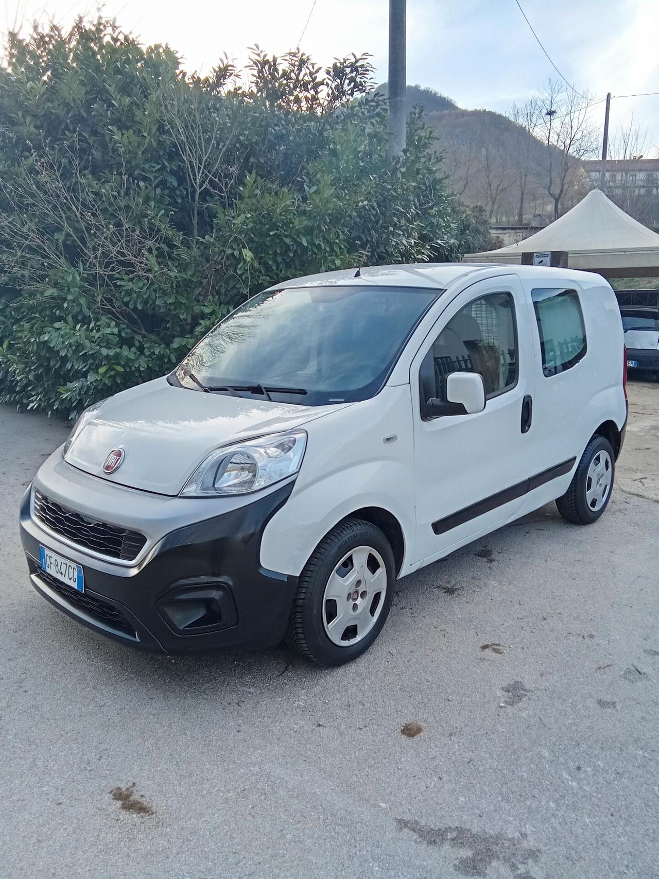 Fiat Fiorino 1.3 MJT 80CV Cargo e6 021