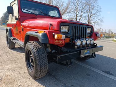 Jeep Wrangler Yj 2.5 Autocarro