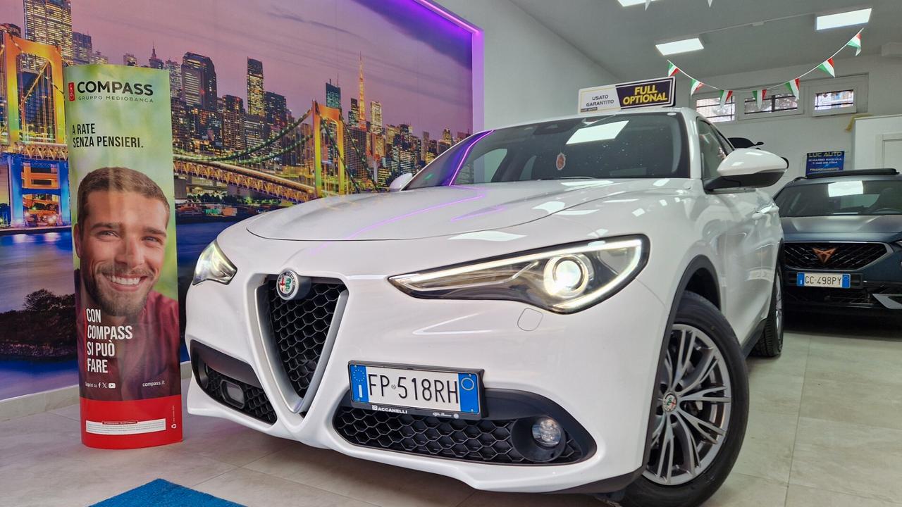 Alfa Romeo Stelvio 2.2 Turbodiesel 150 CV AT8 RWD Super