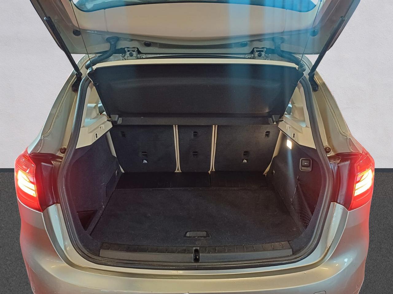 Bmw 218d Active Tourer | da €155 al mese