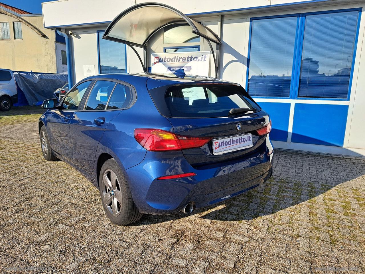 BMW 116d 5p. Advantage