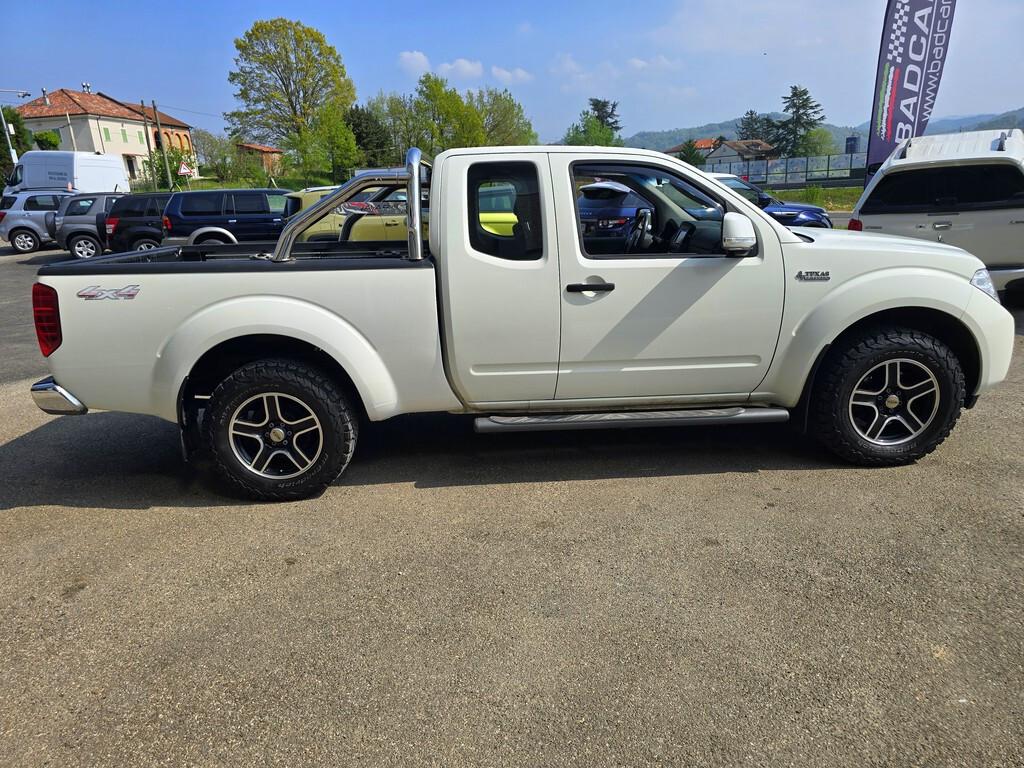 Nissan Navara KING CAB 2.5 DCI 190CV TEXAS LIMITED EDITION