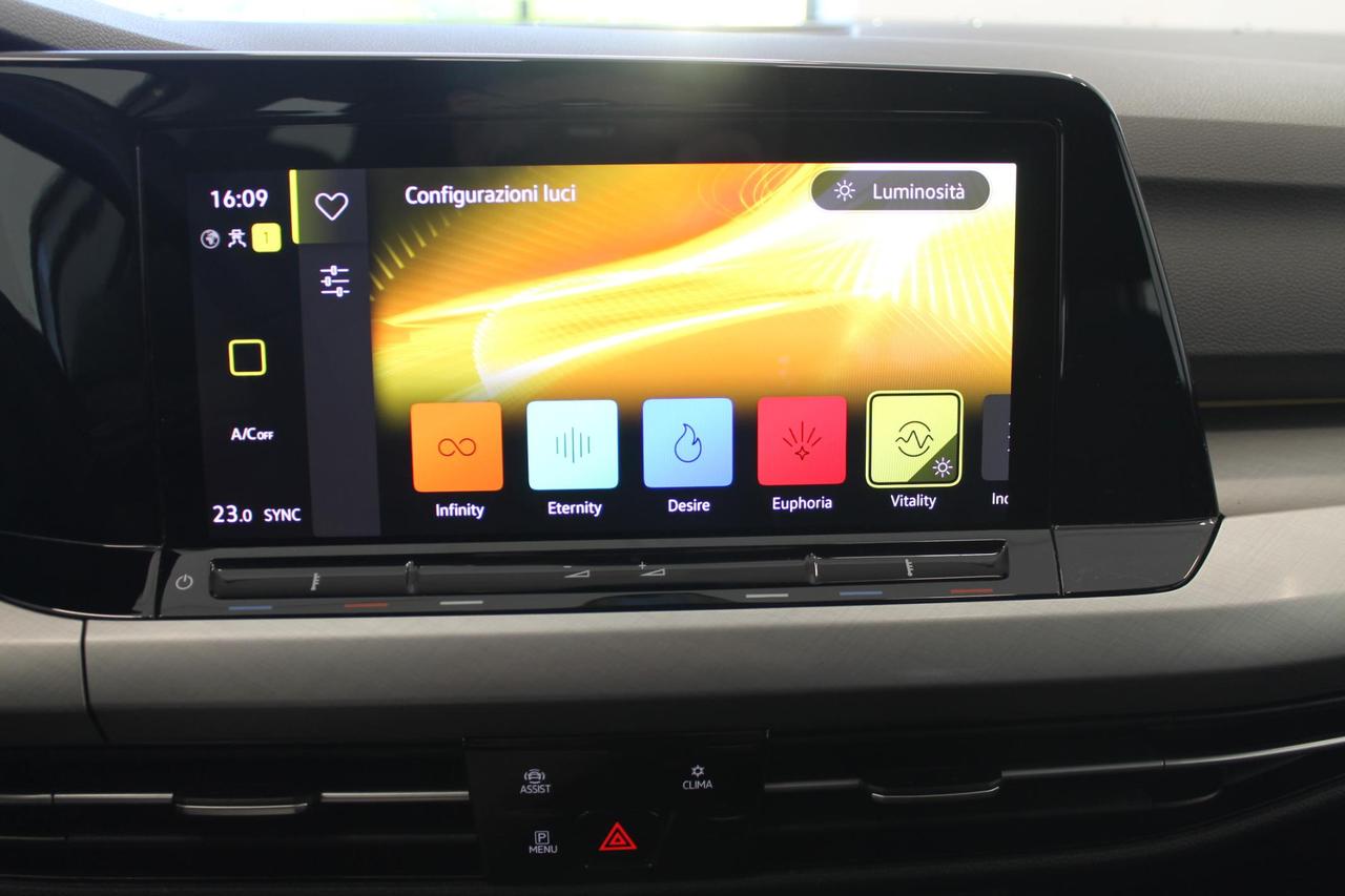 Volkswagen Golf 2.0 TDi 115 Cv. SPORT