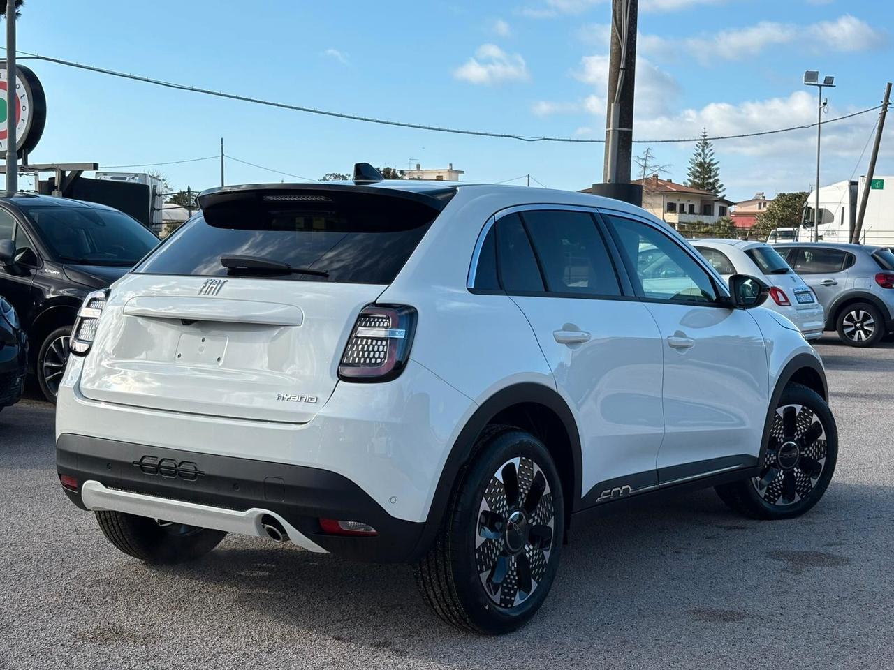 Fiat 600 Hybrid 110 CV DCT MHEV La Prima