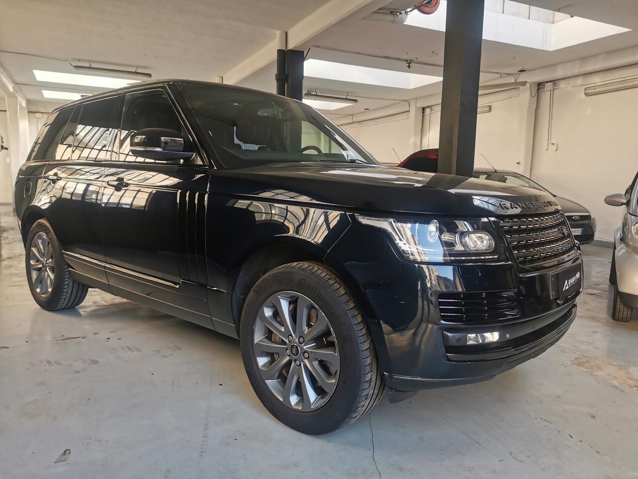 Range Rover Vogue 3.0 TDV6 HSE GARANZIA 12 MESI