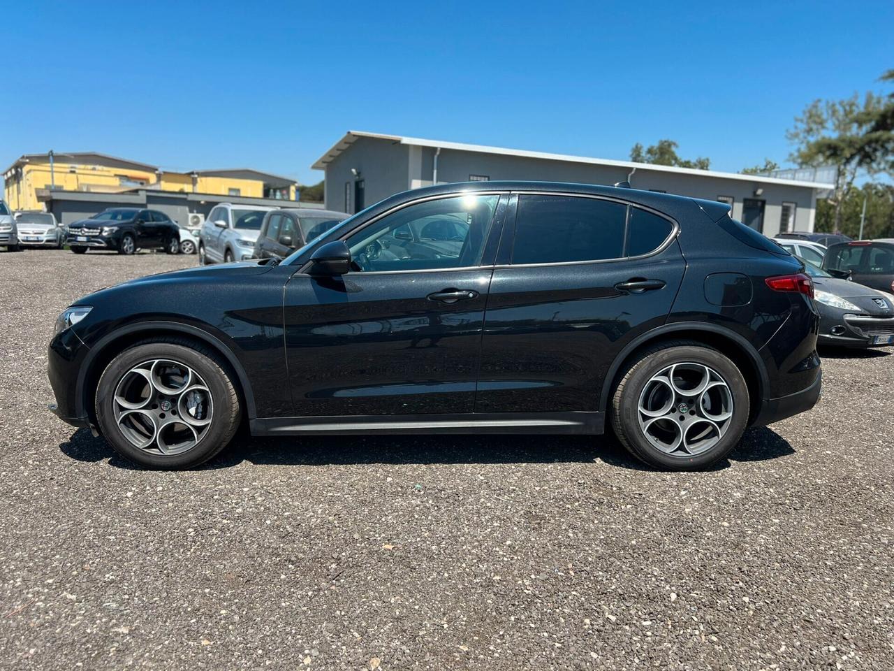 Alfa Romeo Stelvio 2.2 Turbodiesel 180CV AT8 RWD Business