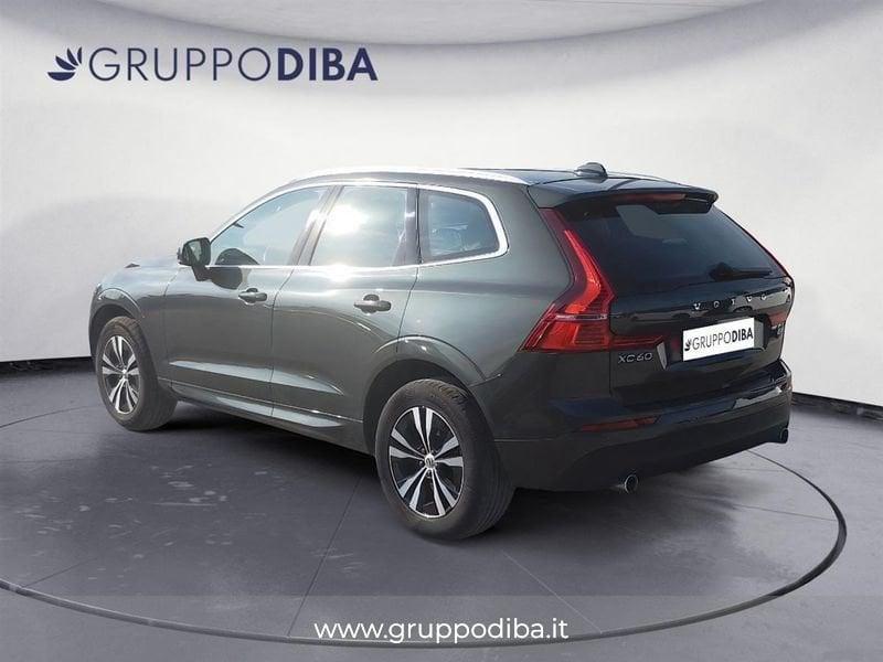 Volvo XC60 II 2018 Diesel 2.0 b4 Momentum Pro awd auto