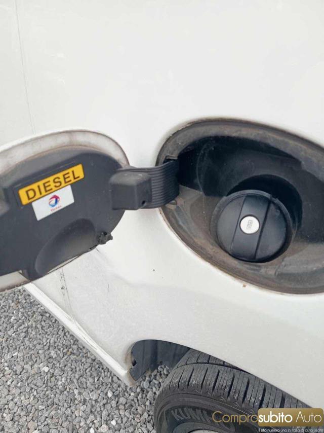 PEUGEOT Expert 2.0 HDi 125CV + 22%