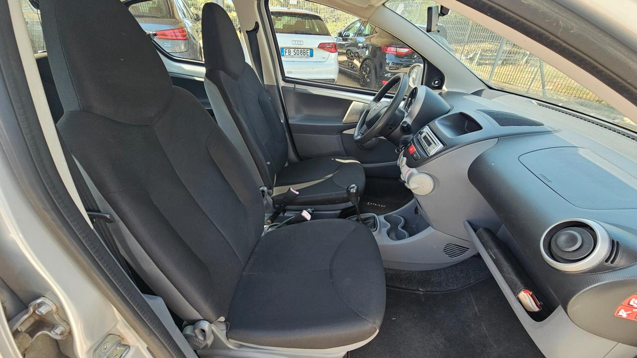 Toyota Aygo 1.0 12V VVT-i 5 porte