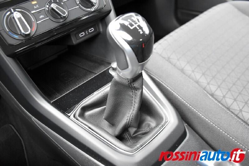 VOLKSWAGEN T-CROSS 1.0 TSI 95 CV STYLE REARVIEW + TECH PACK R16 RO