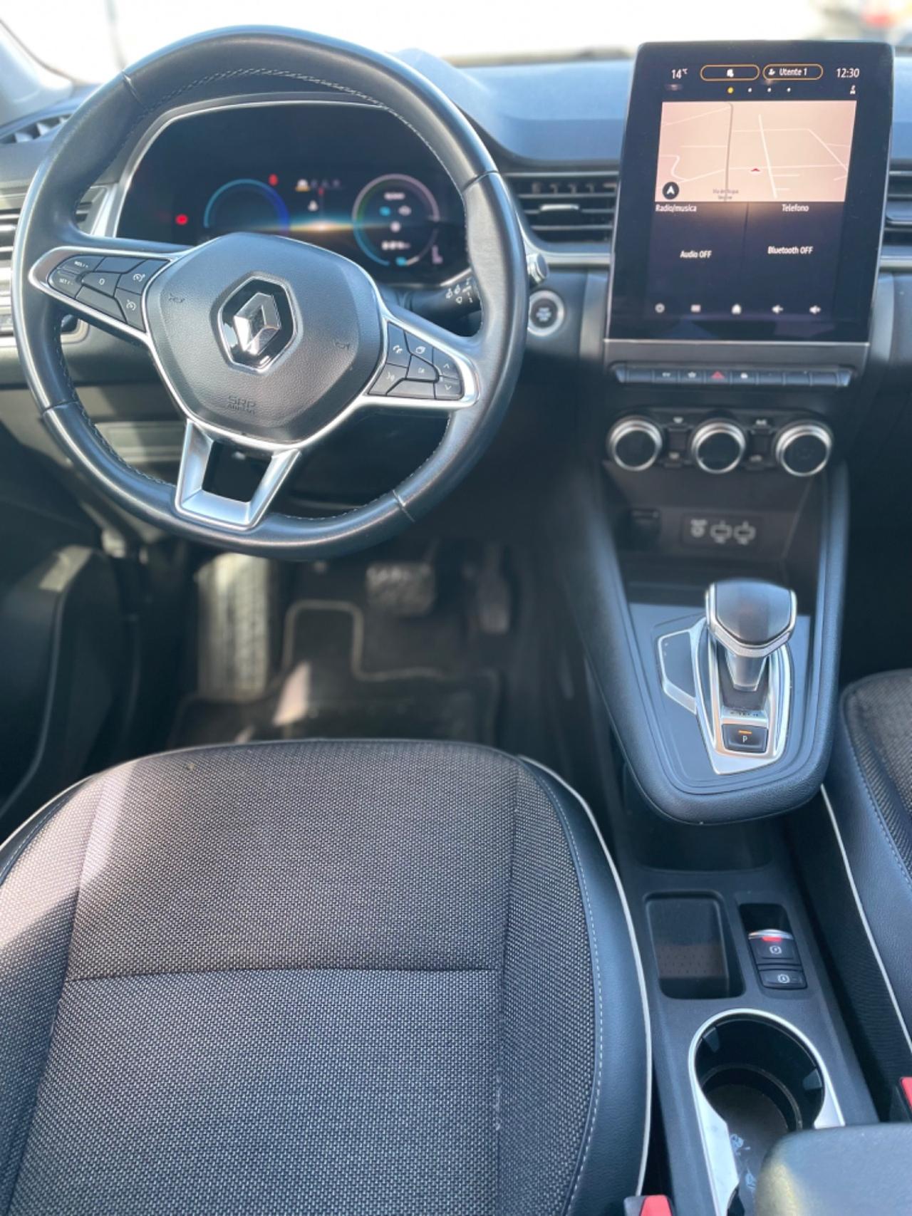 Renault Captur Plug-in Hybrid E-Tech Intens