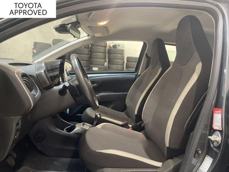 Toyota Aygo 5P 1.0 X-PLAY M-MT 72CV