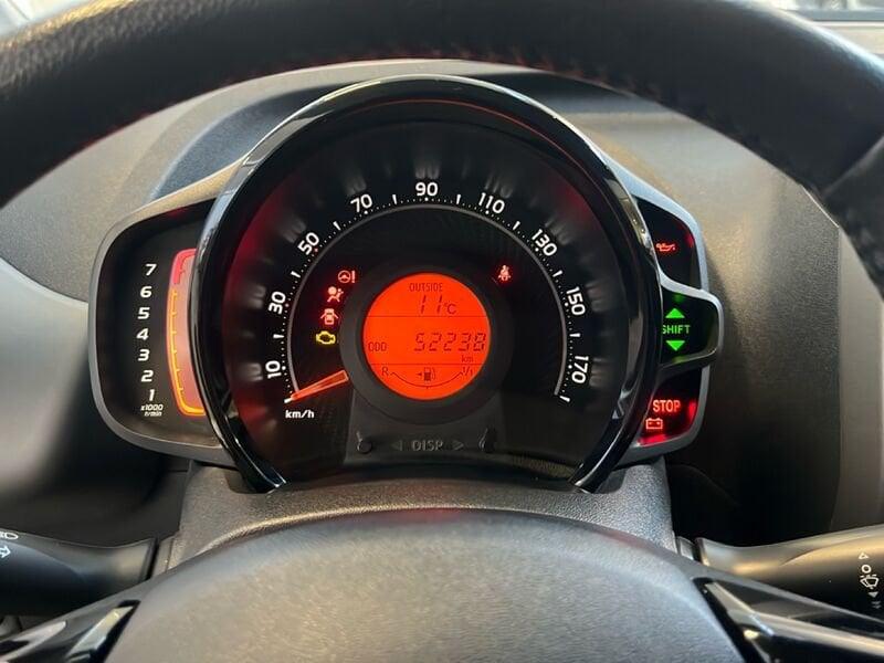 Toyota Aygo Aygo Connect 1.0 VVT-i 72 CV 5 porte x-play