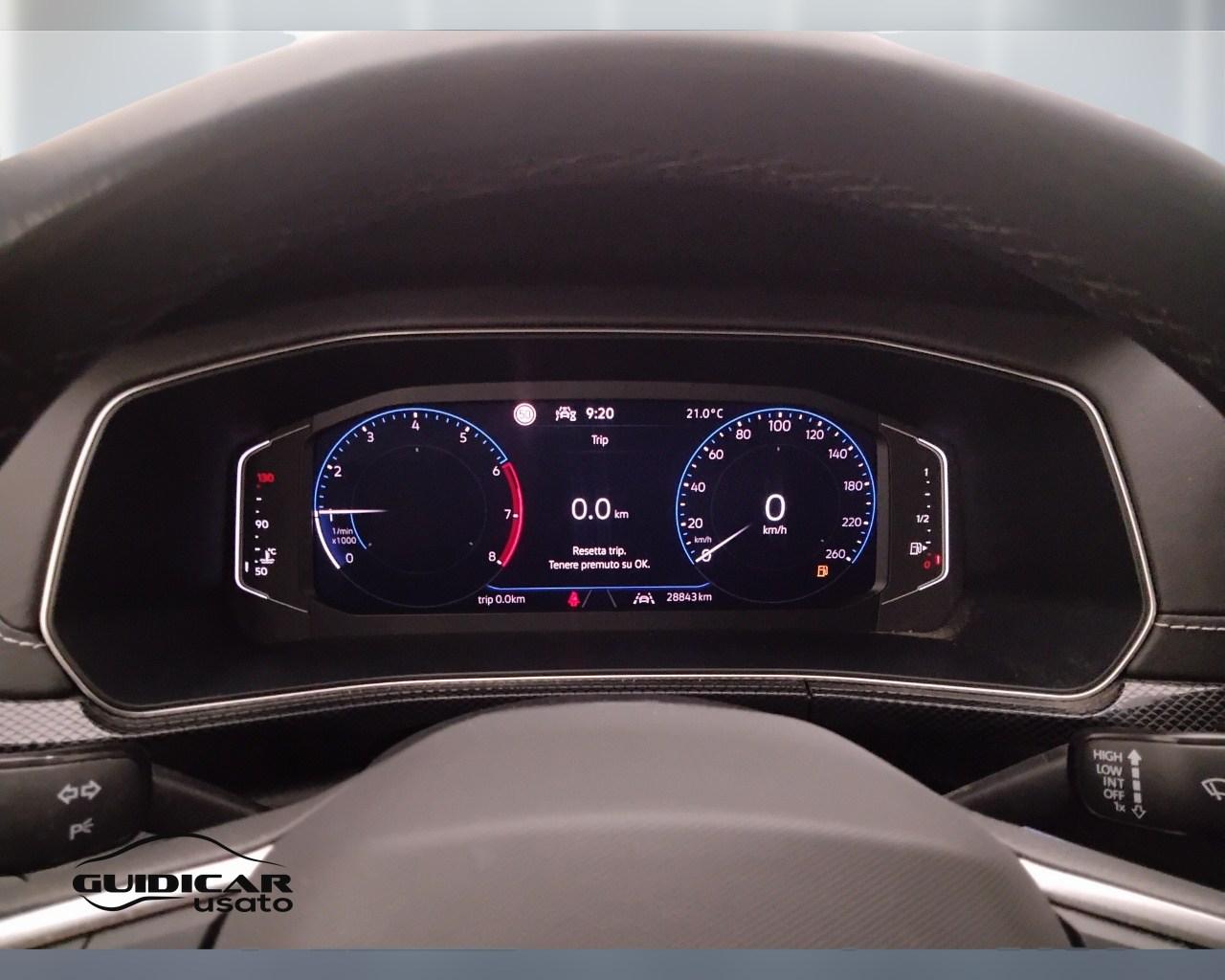VOLKSWAGEN T-Cross 2024 - T-Cross 1.0 tsi R-Line 115cv