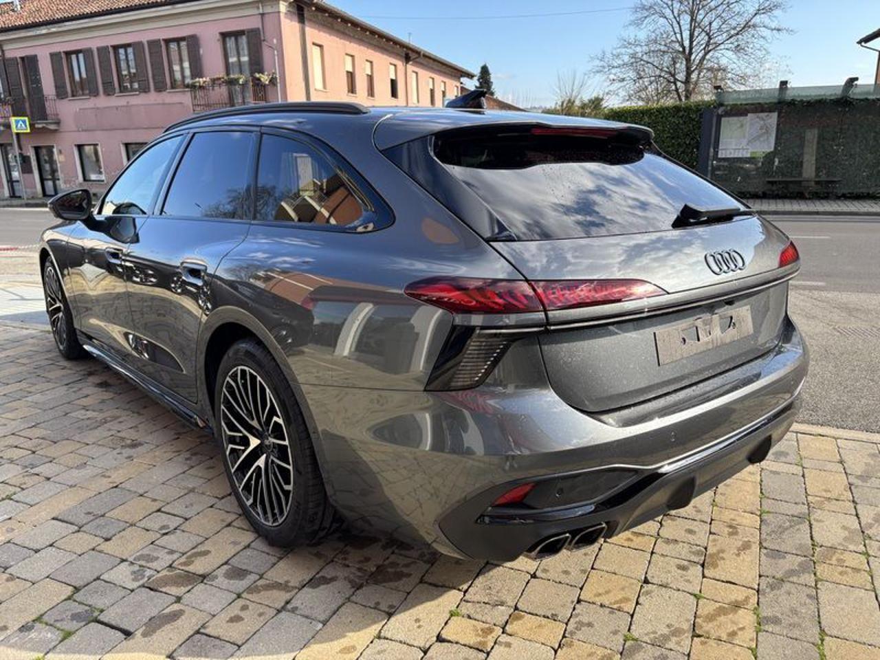 Audi A6 Avant TDI 150 kW S tronic S line edition MATRIX