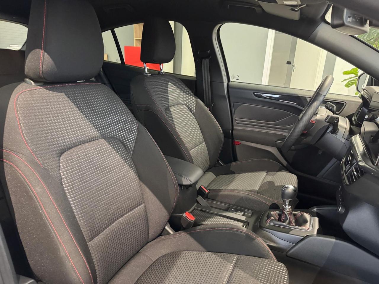 FORD Focus 1.0 125 CV Hybrid ST-Line GOMME M+S