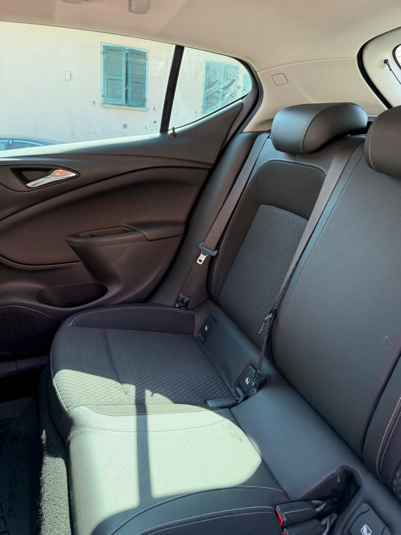 Opel ASTRA PREMIUM KMCERT GARANZ UNICOPR
