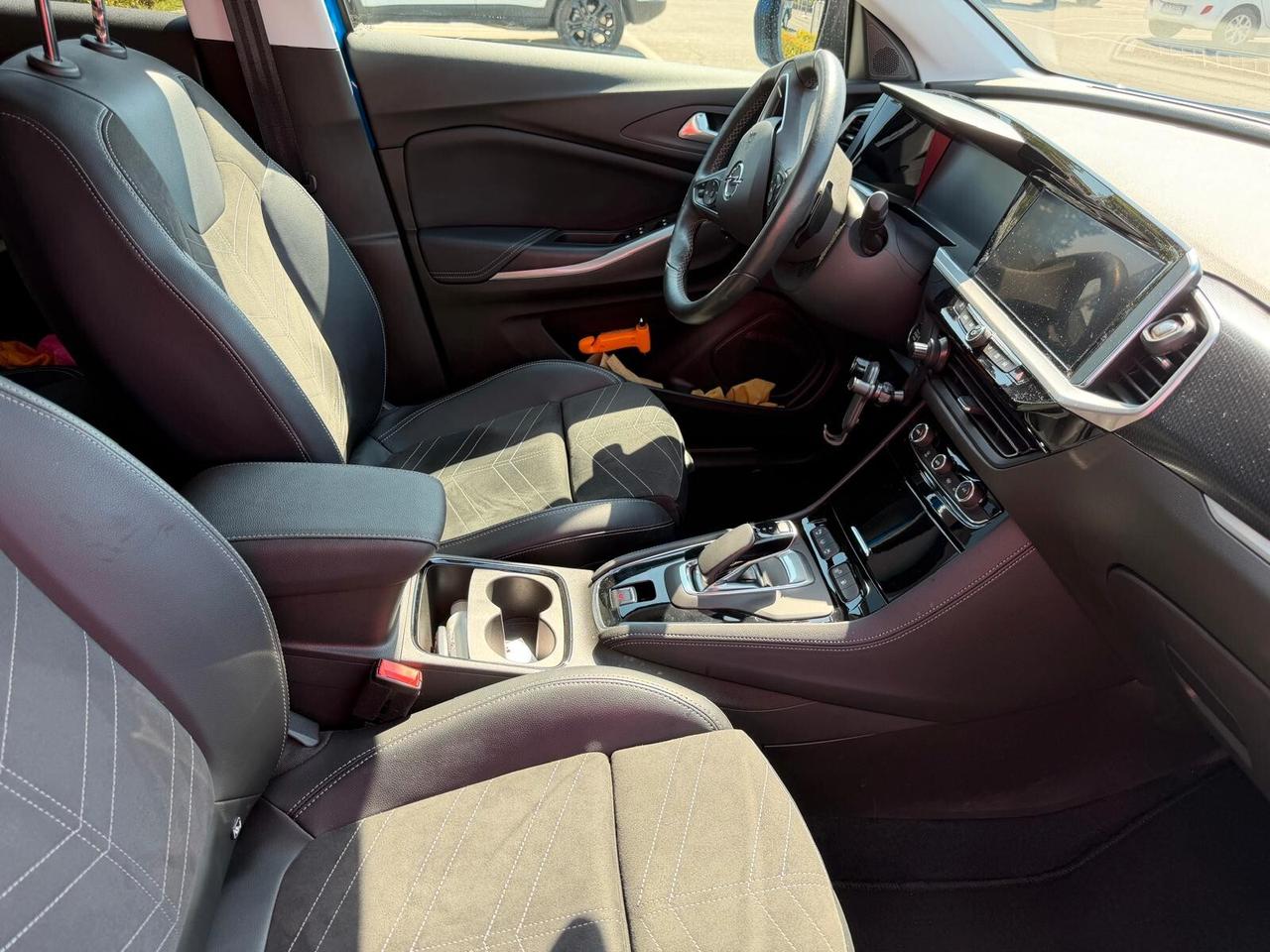 Opel Grandland 1.6 PHEV aut. GS Line 07/22 KM.30000