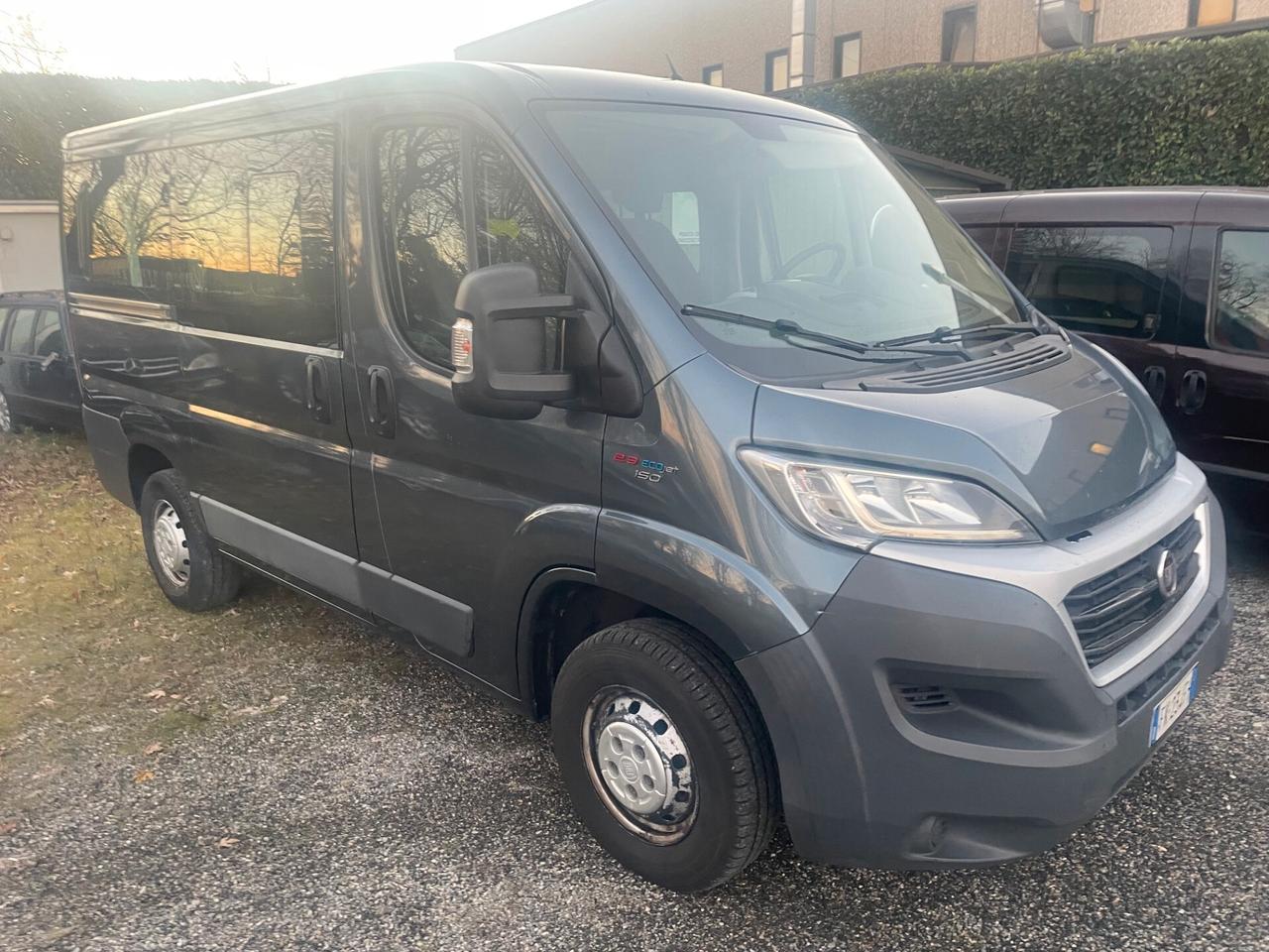 Fiat Ducato 2.3 Tdi 9 Posti a/c post navy retrocamera freschissimo!!!!