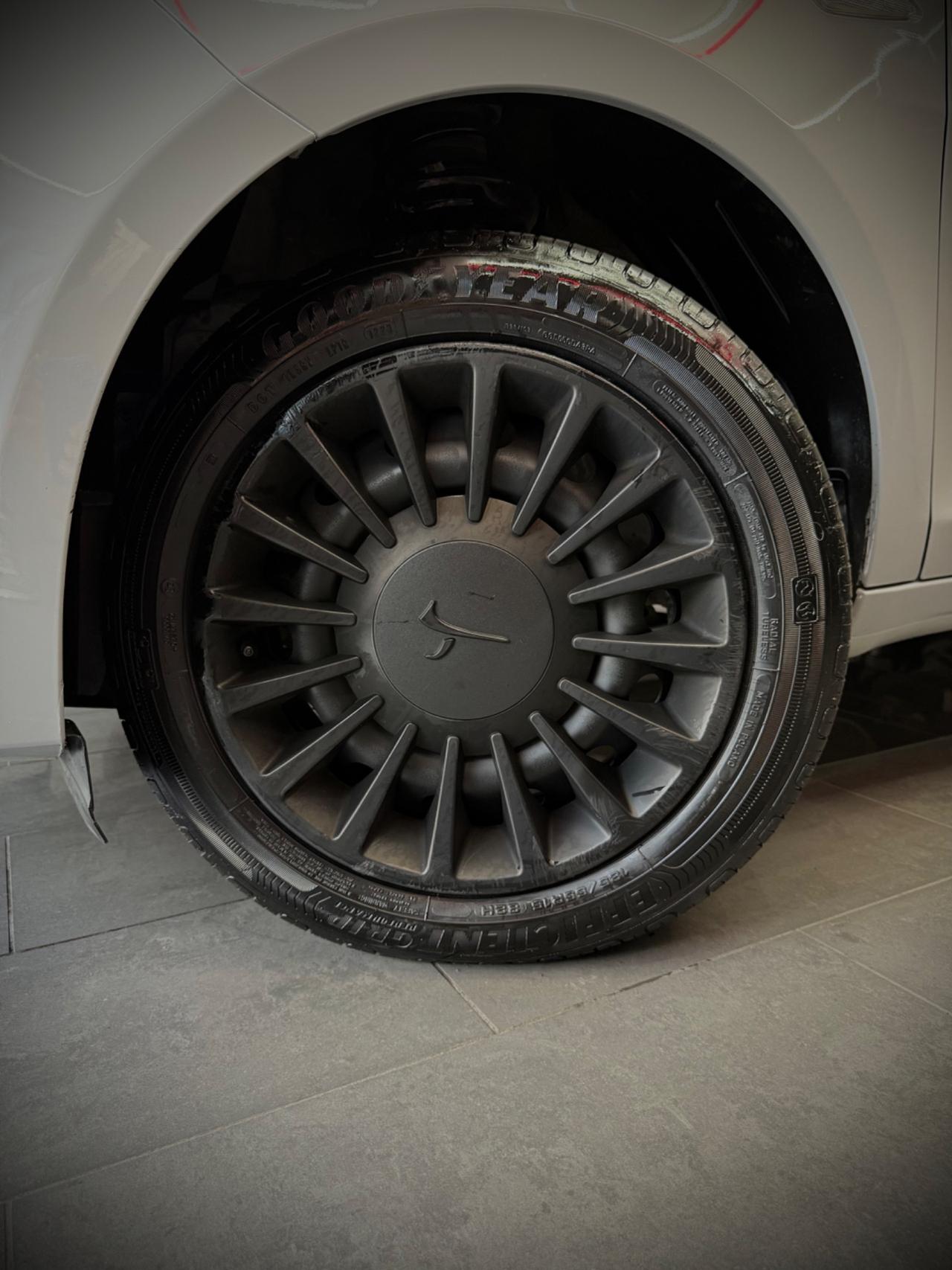 Lancia Ypsilon 1.0 Hybrid Ecochic Gold 2021
