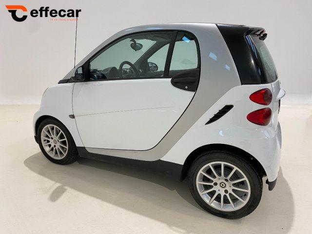 SMART ForTwo 1000 52 kW MHD coupé passion