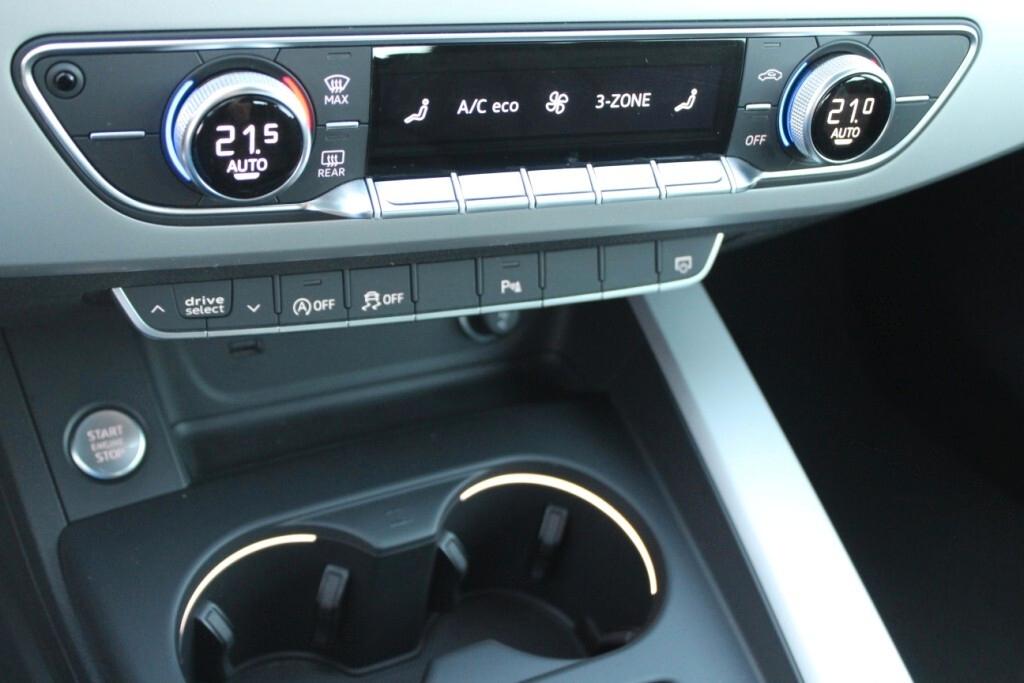 AUDI A4 SW 2.0 tdi 163CV s-tronic *MATRIX *CARPLAY