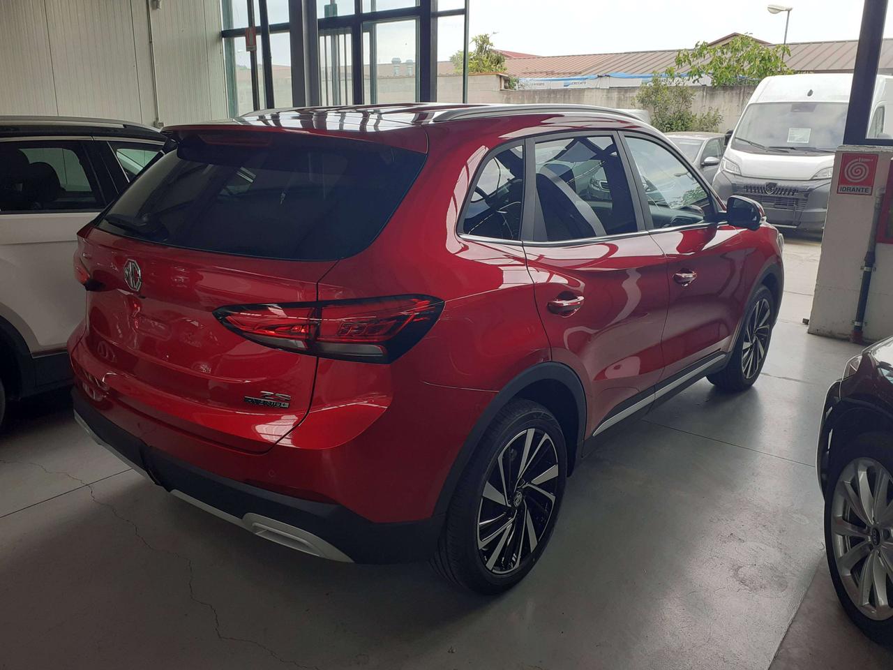 MG ZS 1.5 hybrid automatica KM0 02/2026