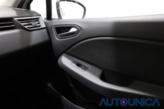 RENAULT Clio TCE 90 CV 5 PORTE BUSINESS NEOPATENTATI