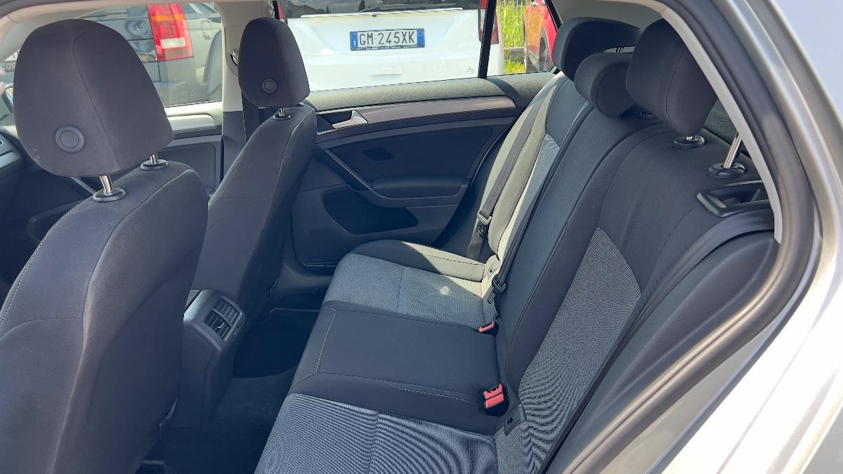 VOLKSWAGEN - Golf 1.6 tdi Trendline 90cv 5p E6
