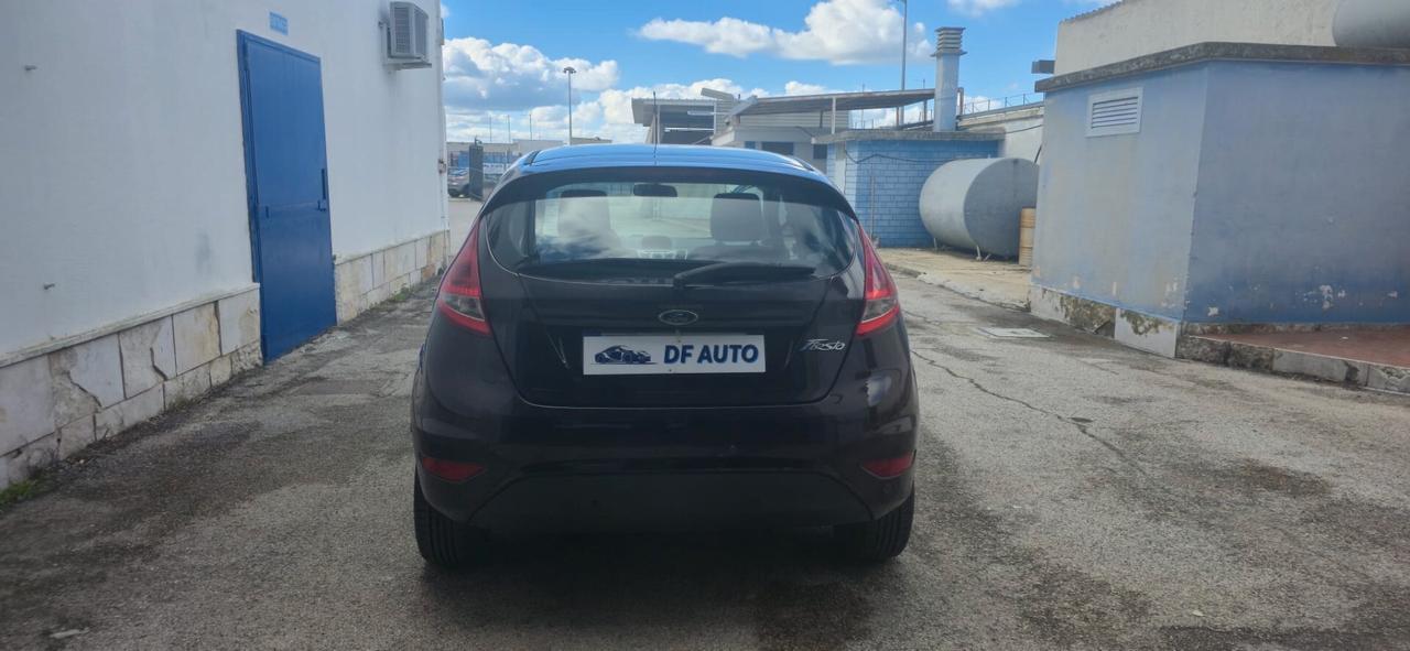 Ford Fiesta 1.4 5 porte Bz.- GPL Titanium