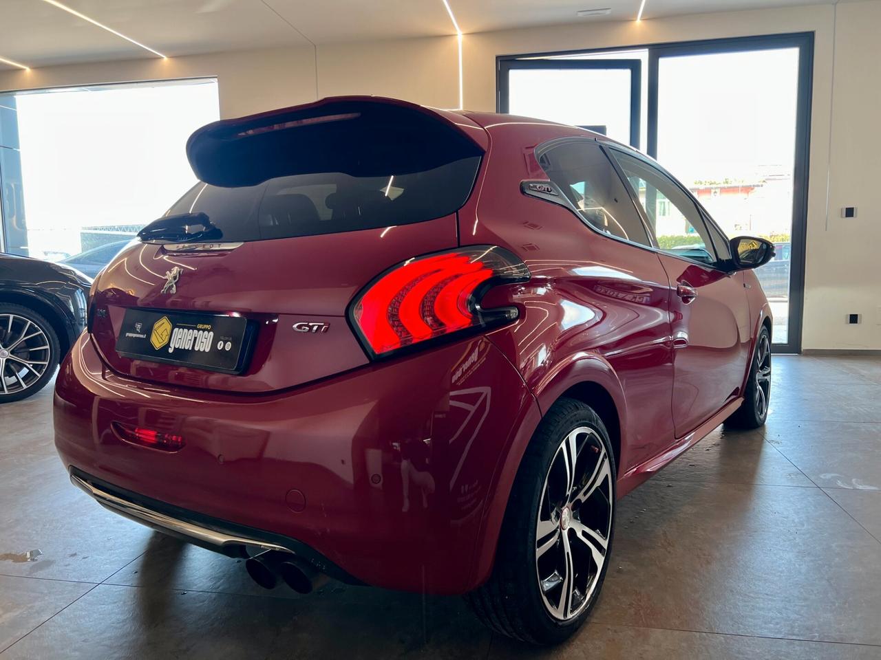 Peugeot 208 1.6 THP 200 CV 3 porte GTi